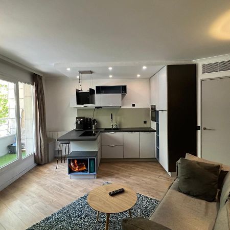 קורבוו Appartement T2 / La Defense מראה חיצוני תמונה
