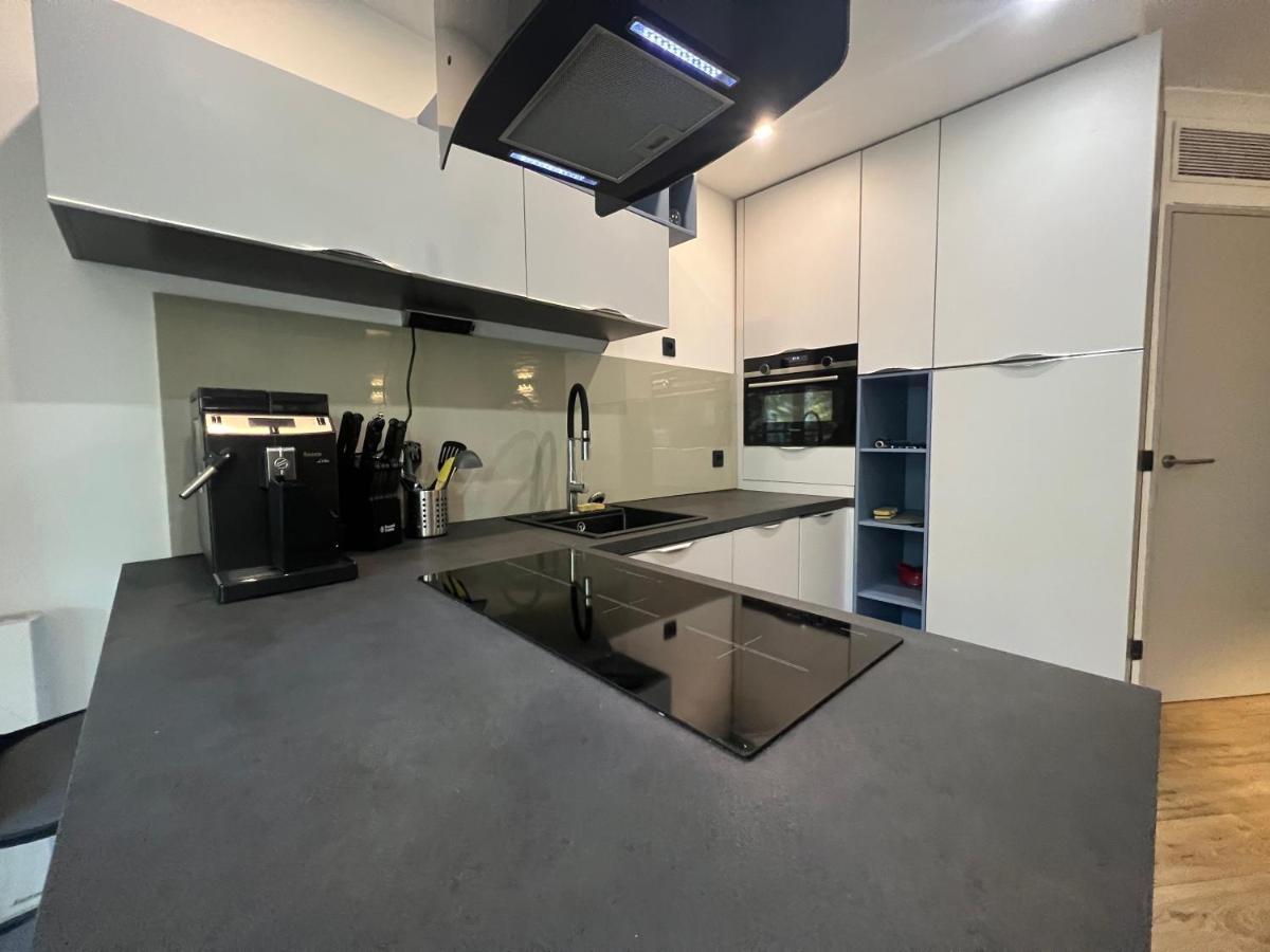 קורבוו Appartement T2 / La Defense מראה חיצוני תמונה